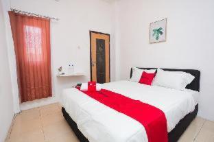 Hotel Reddoorz Near Plaza Araya Malang Blimbing  Habitación foto